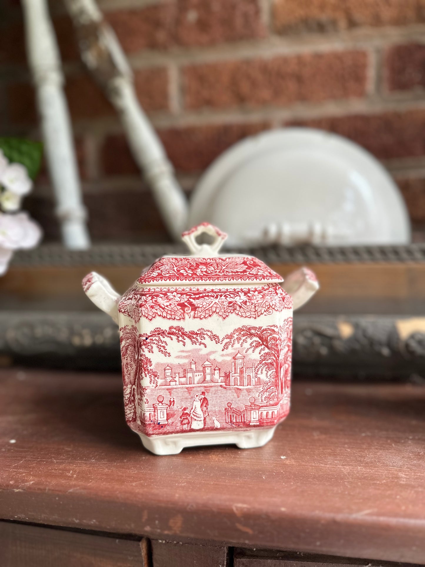Mason’s Vista Pink Sugar Bowl & Creamer Set