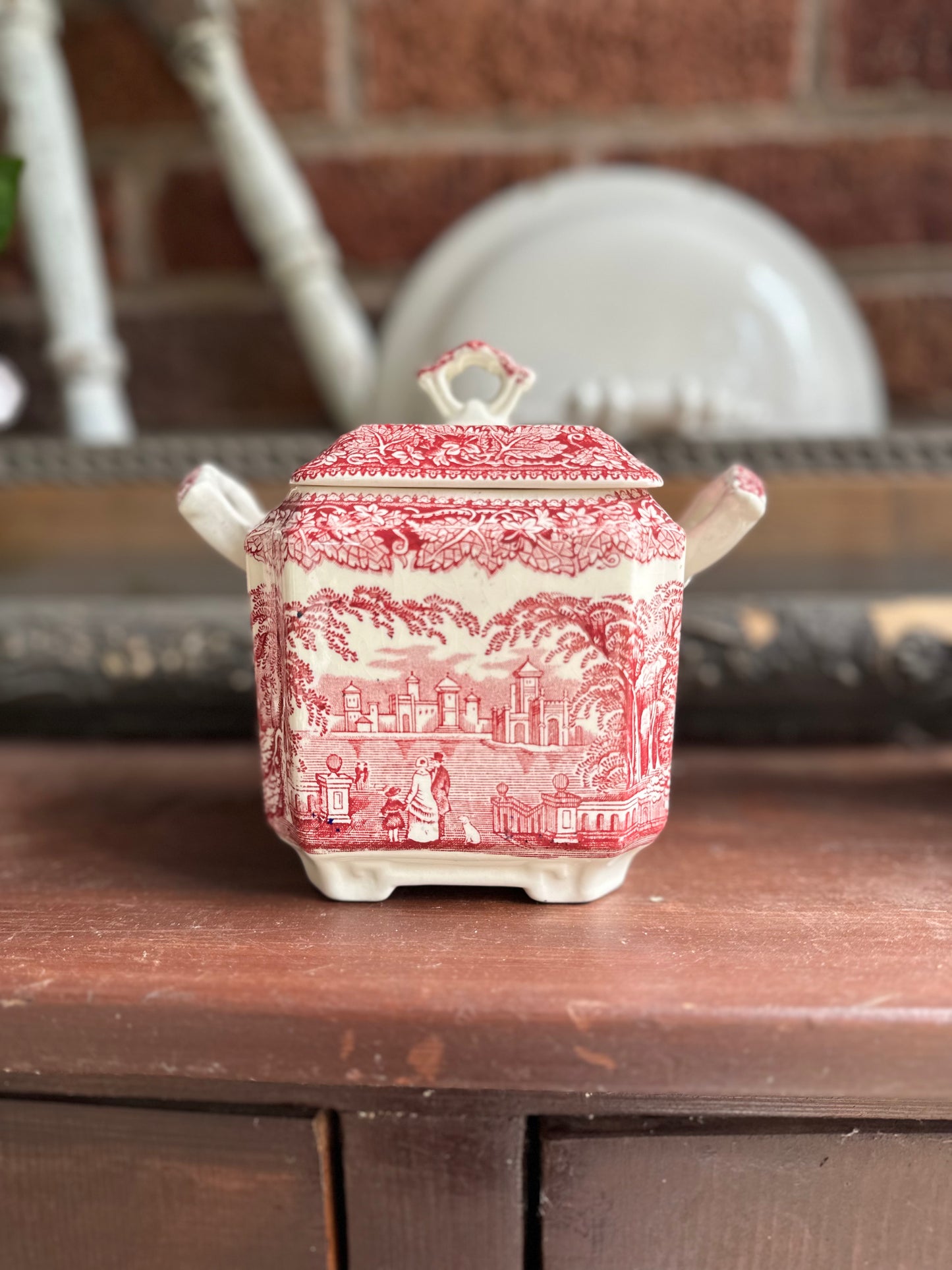 Mason’s Vista Pink Sugar Bowl & Creamer Set