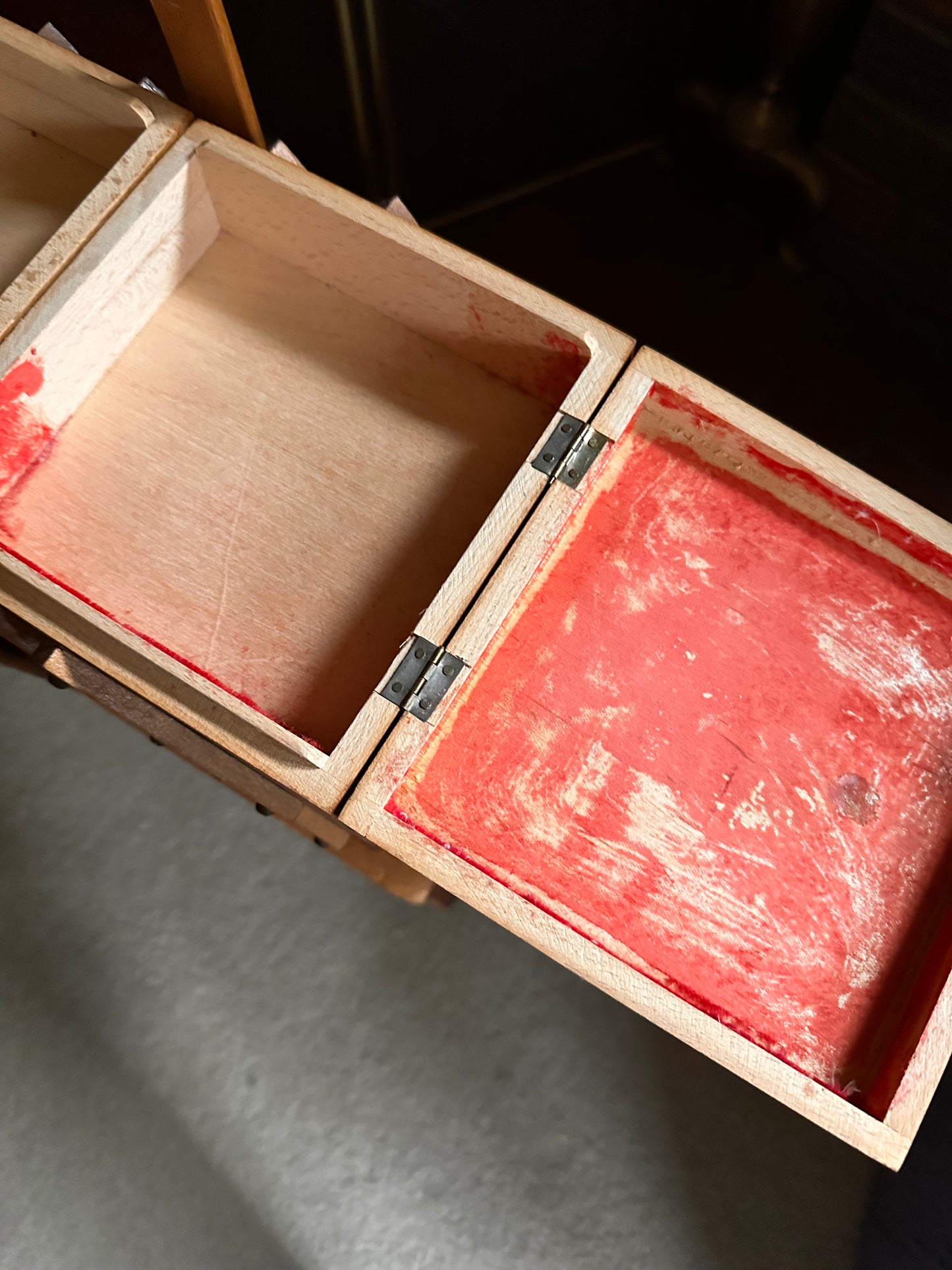 Vintage Accordion Sewing Box