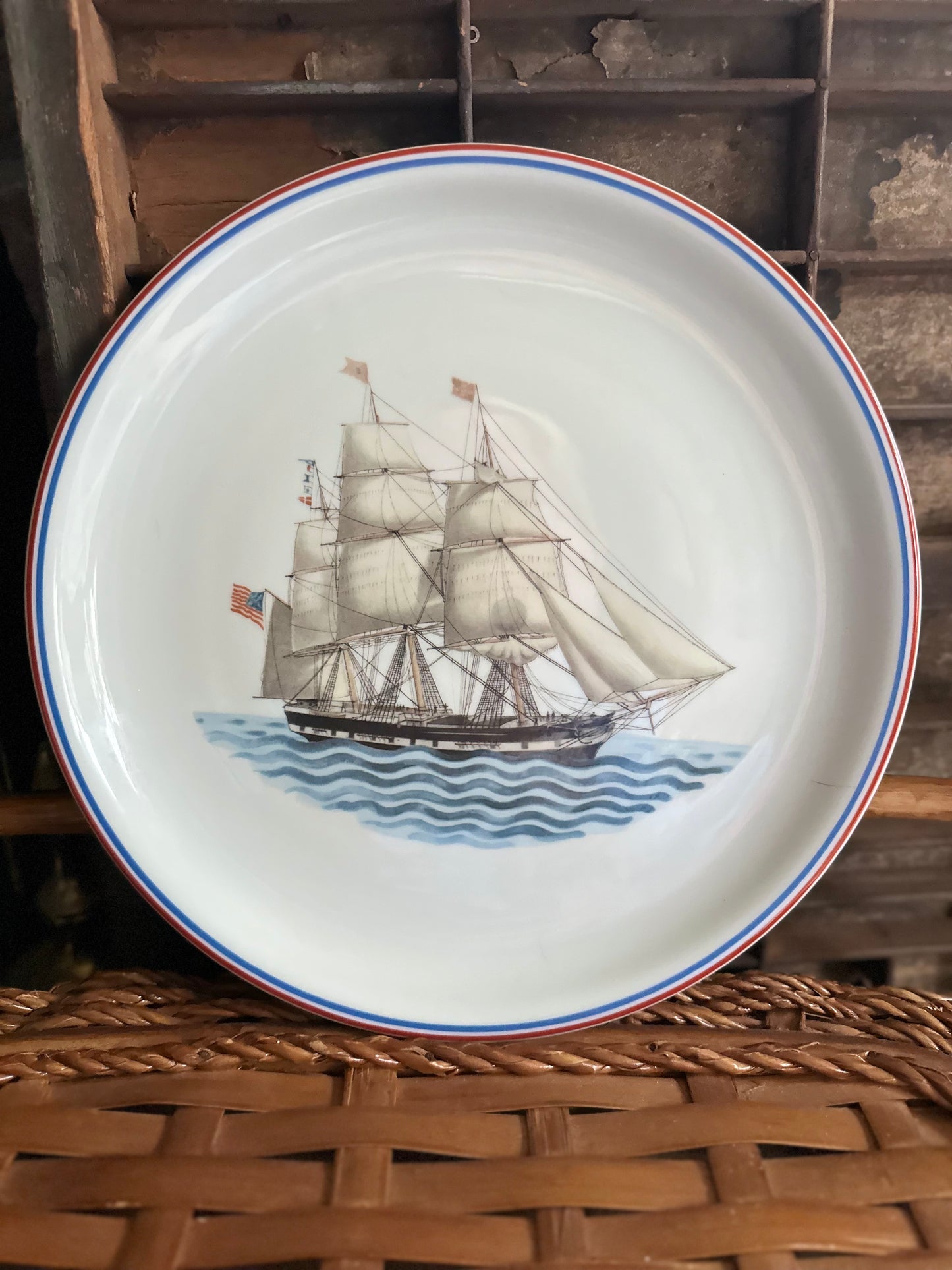 Mottahedeh “Our Maritime Heritage” Porcelain Dinner Plate