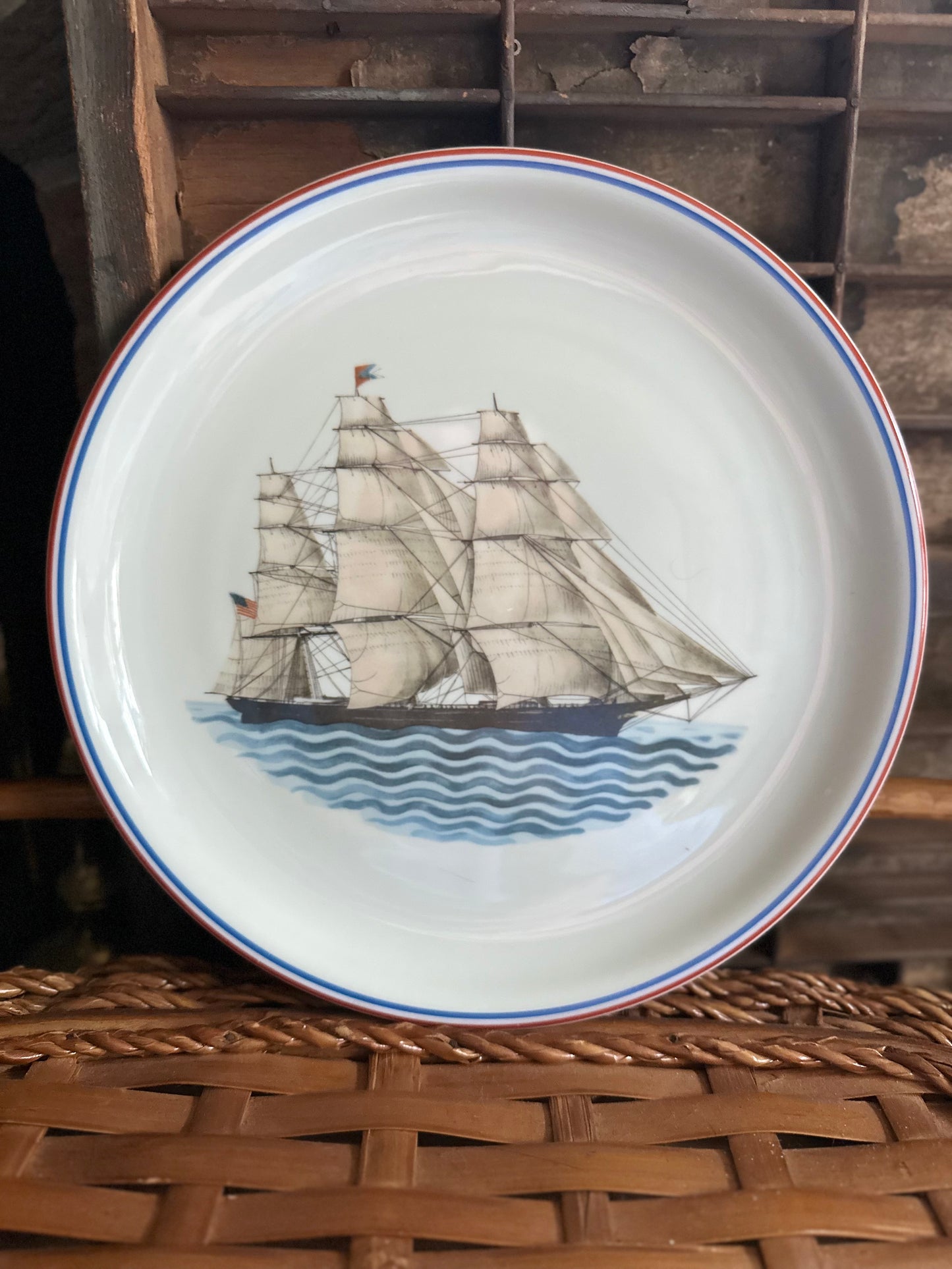 Mottahedeh “Our Maritime Heritage” Porcelain Dinner Plate