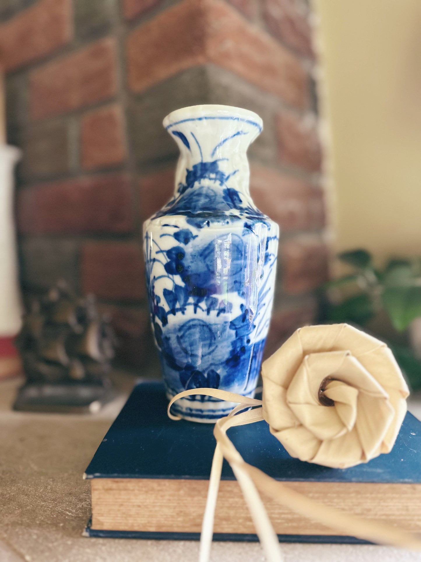 Antique Meiji Period Japanese Imari Vase