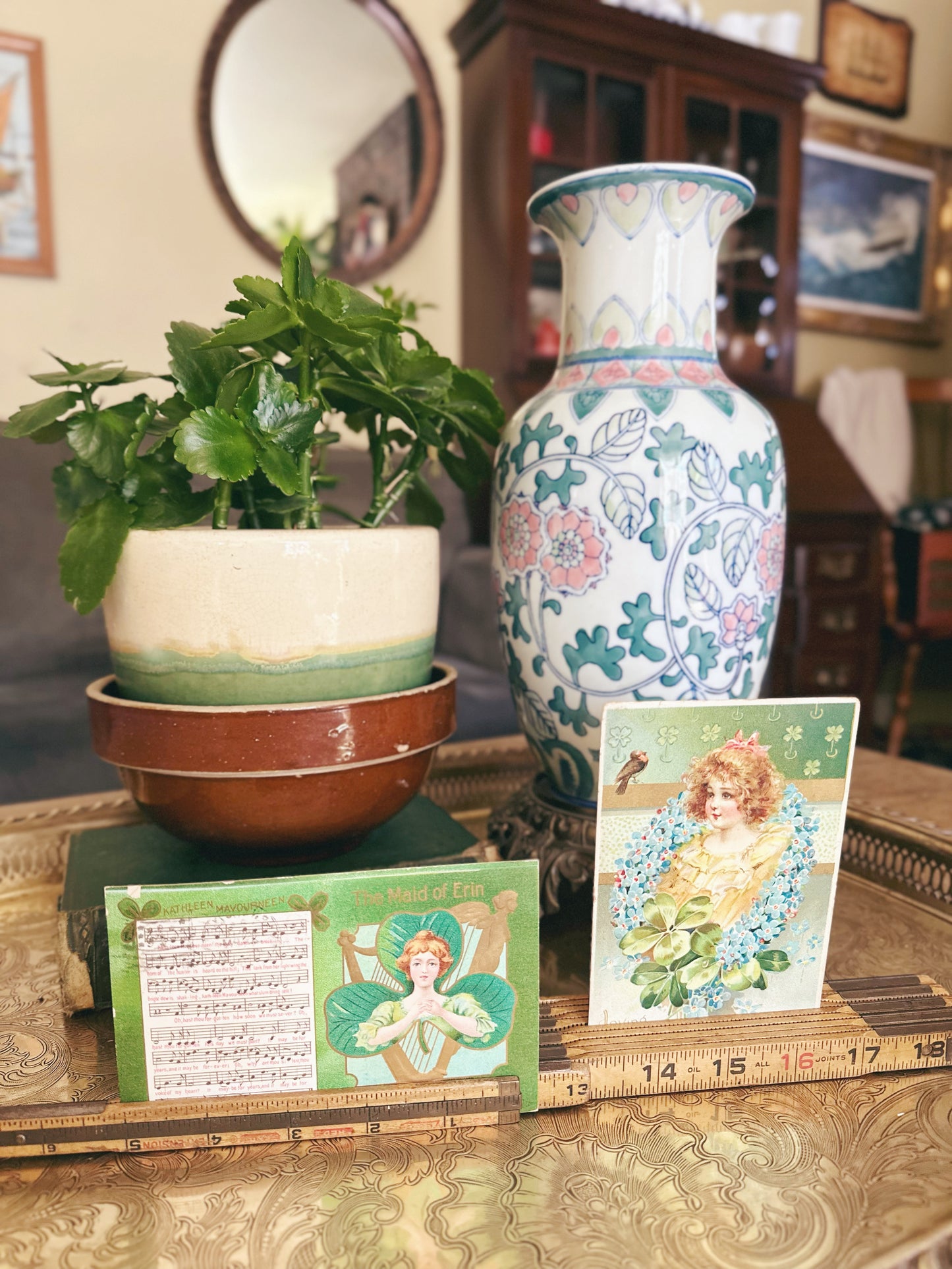 Vintage Chinoiserie Vase