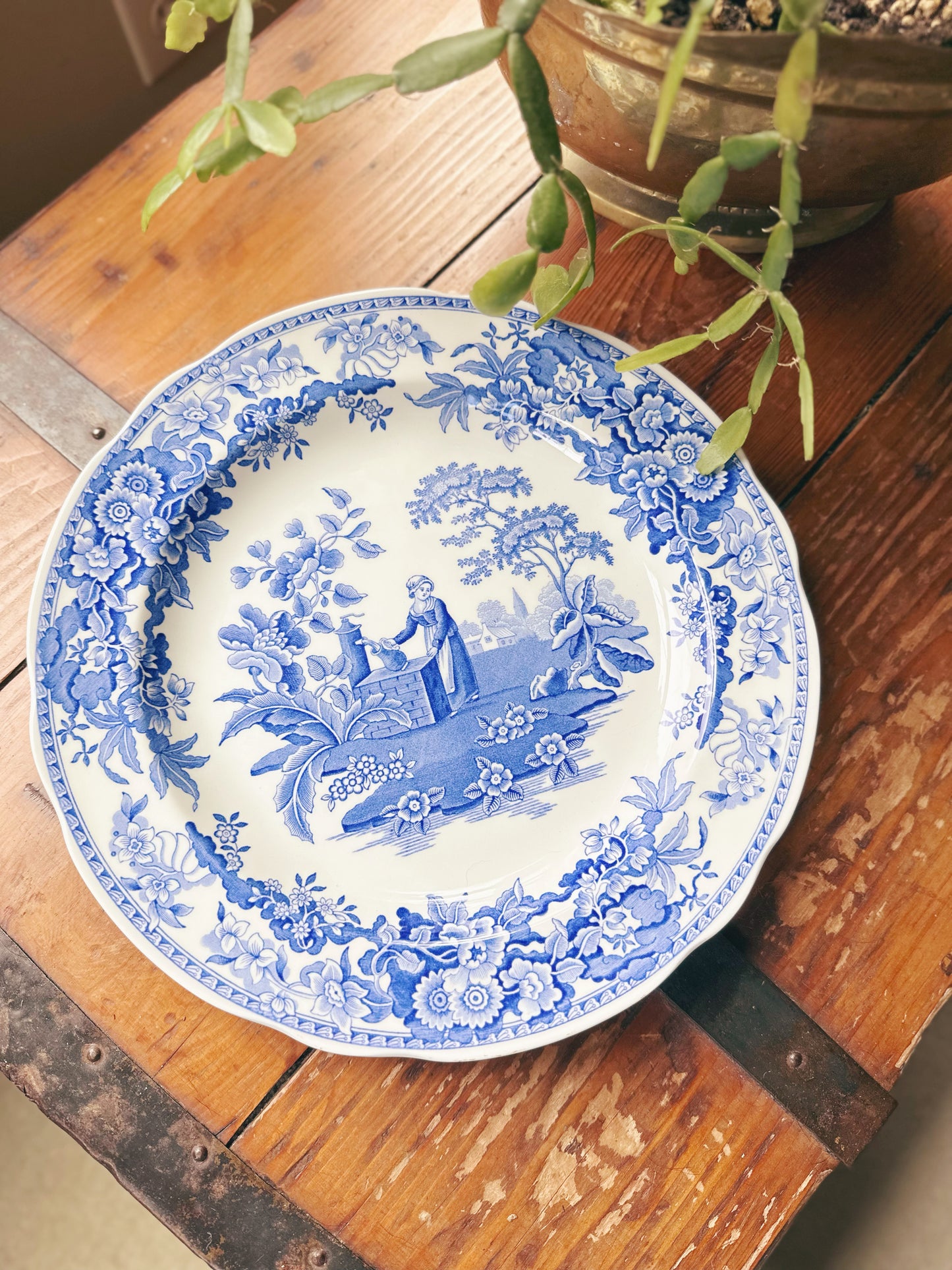 Spode “The Blue Room Collection” Plate