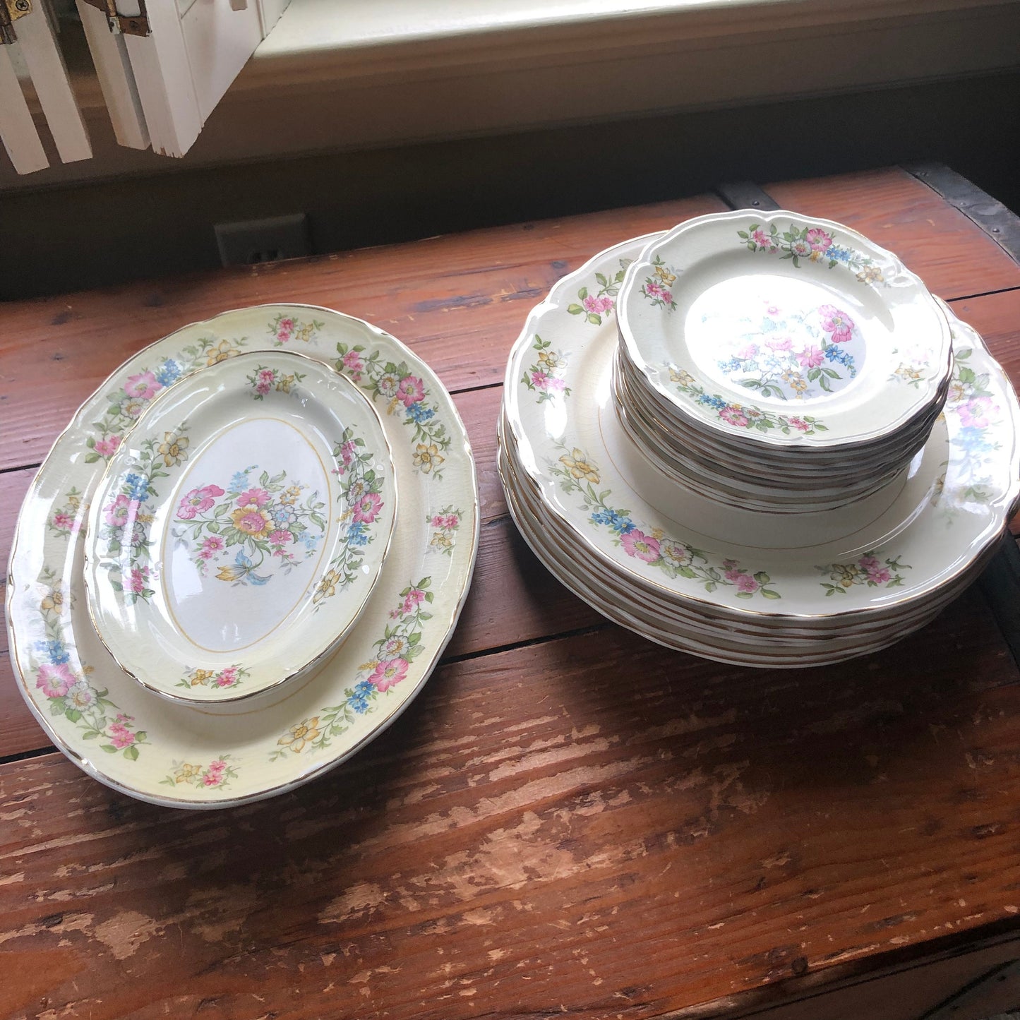 Edwin Knowles China Set of 18 pcs.