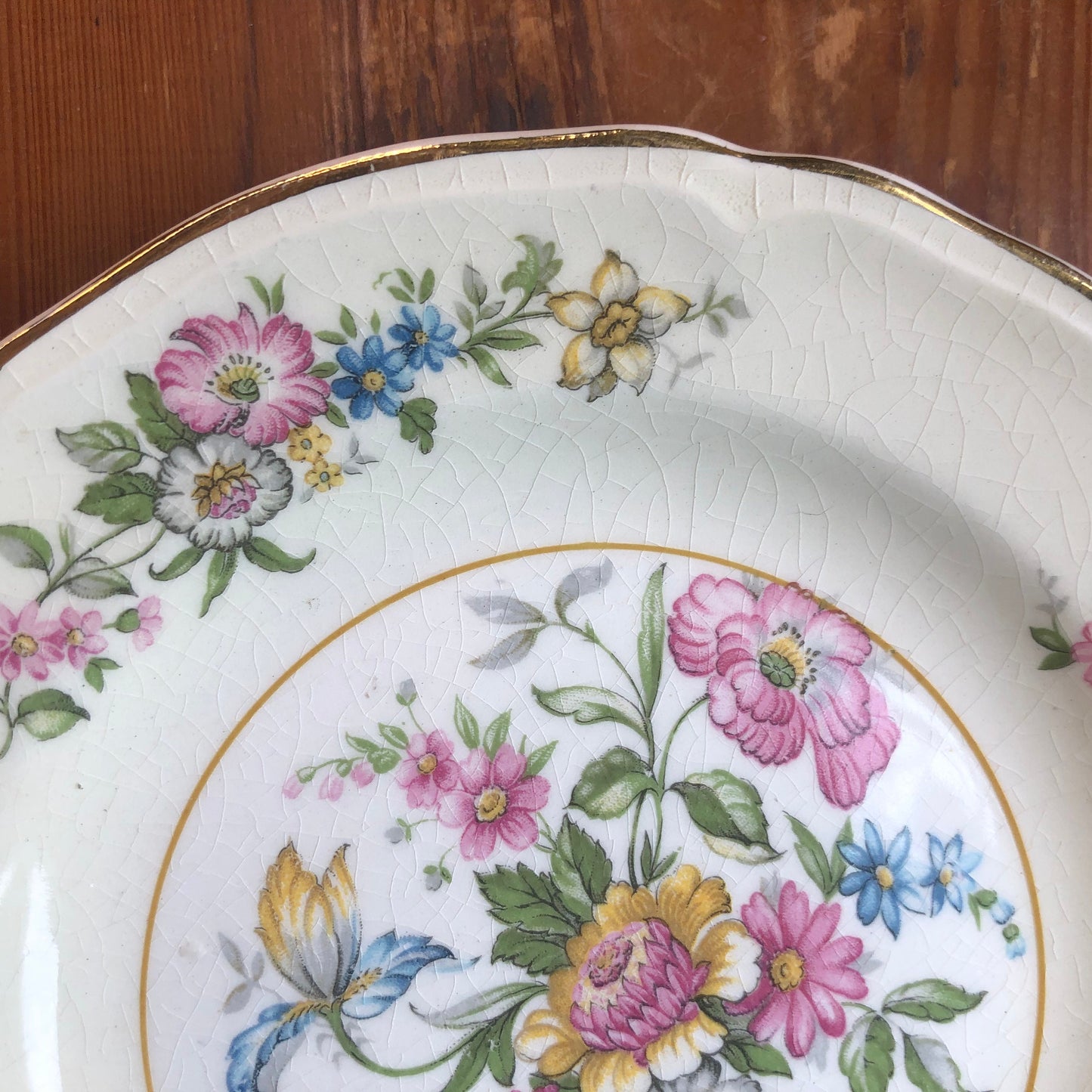 Edwin Knowles China Set of 18 pcs.